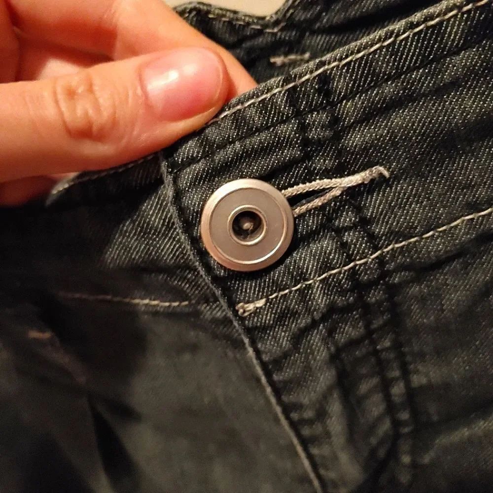 Pleated Denim Mid Rise Bermuda Shorts - Picture 6 of 8